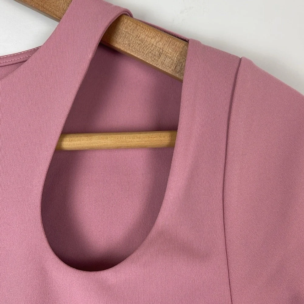 Smash + Tess Warm Hearted Crop Top in Dreamy Pink New Size Medium - Picture 6 of 9